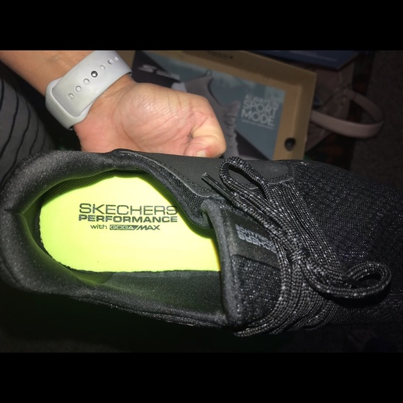 Men’s Skechers size 8 - Picture 3 of 6